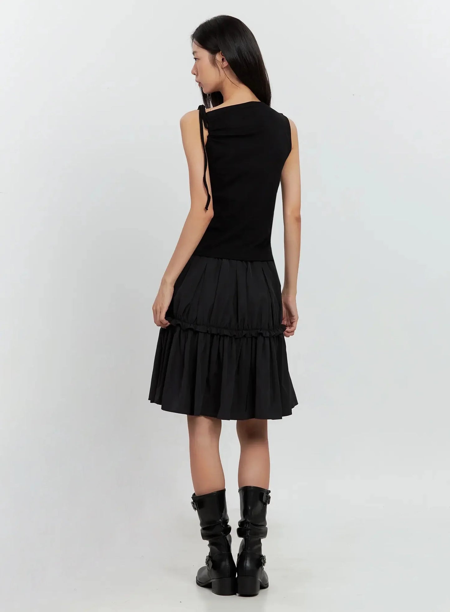 Asymmetric High Neck Tank Top IL528