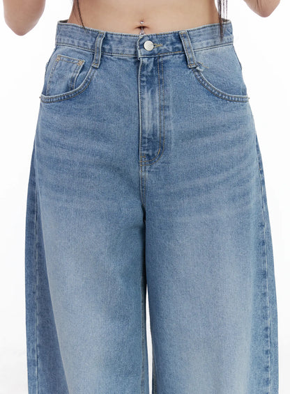 Ariyah High-Waist Baggy Jeans CM512