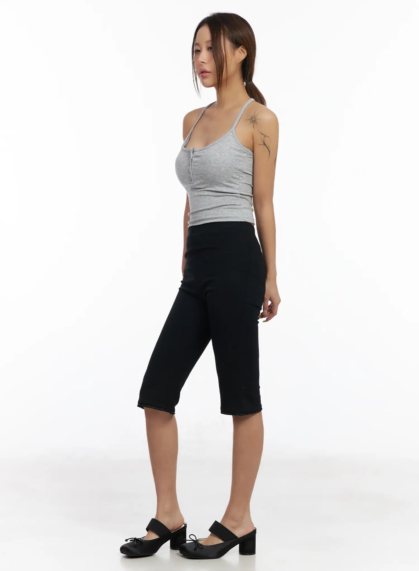 Buttoned Crop Sleeveless Top CM525