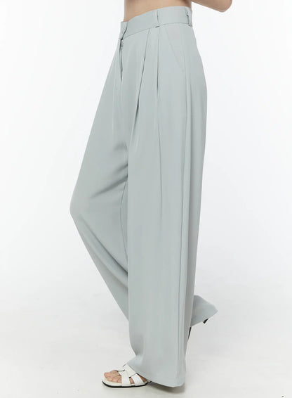 Basic High-Waist Pleated Trousers IU503