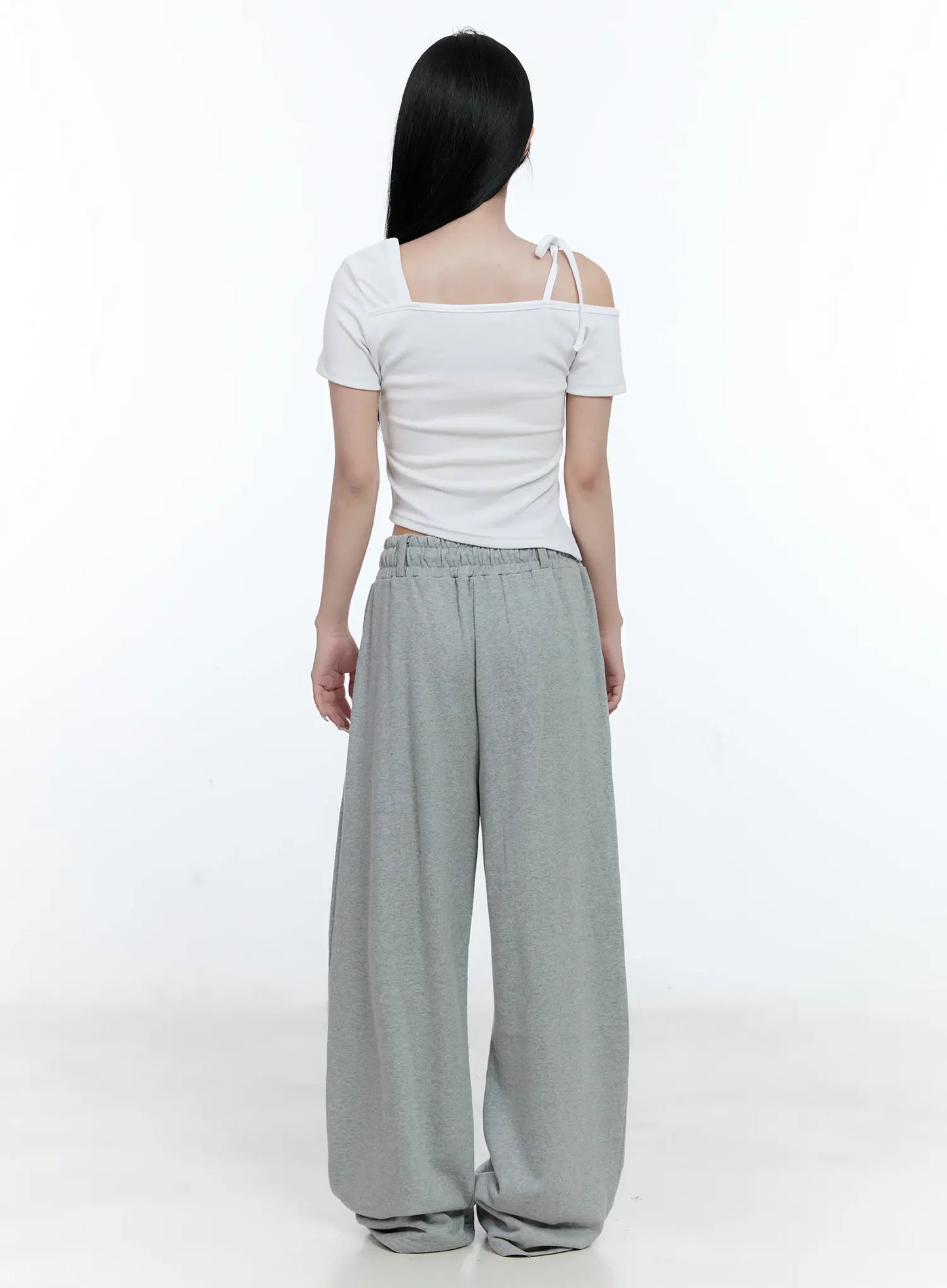 Asymmetric Off-Shoulder Tee CG501