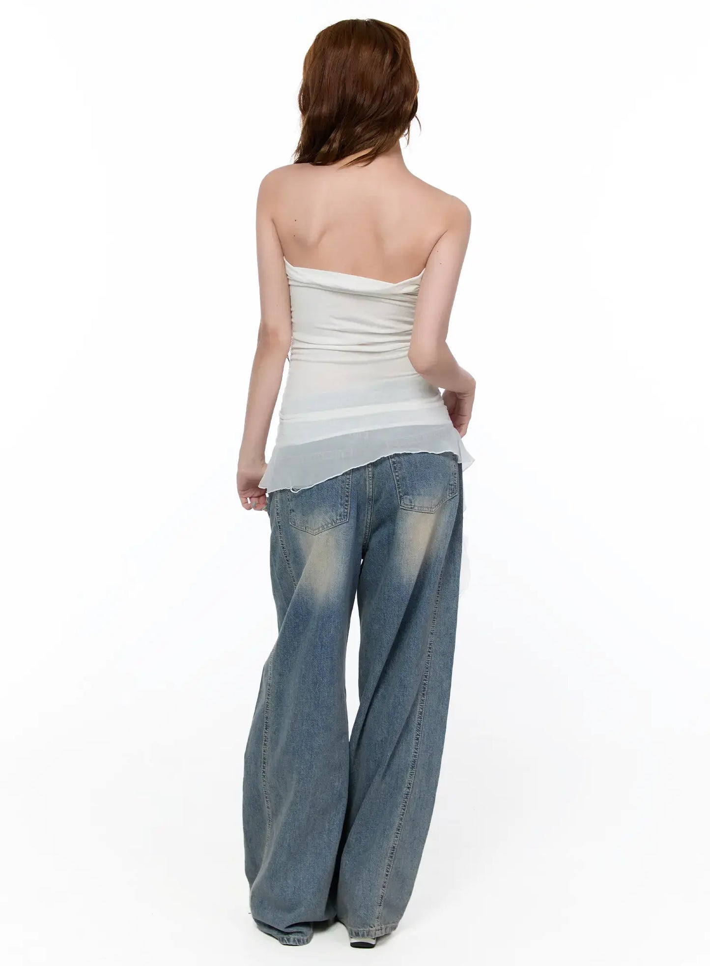 Amoura Wide Leg Washed Jeans CA521