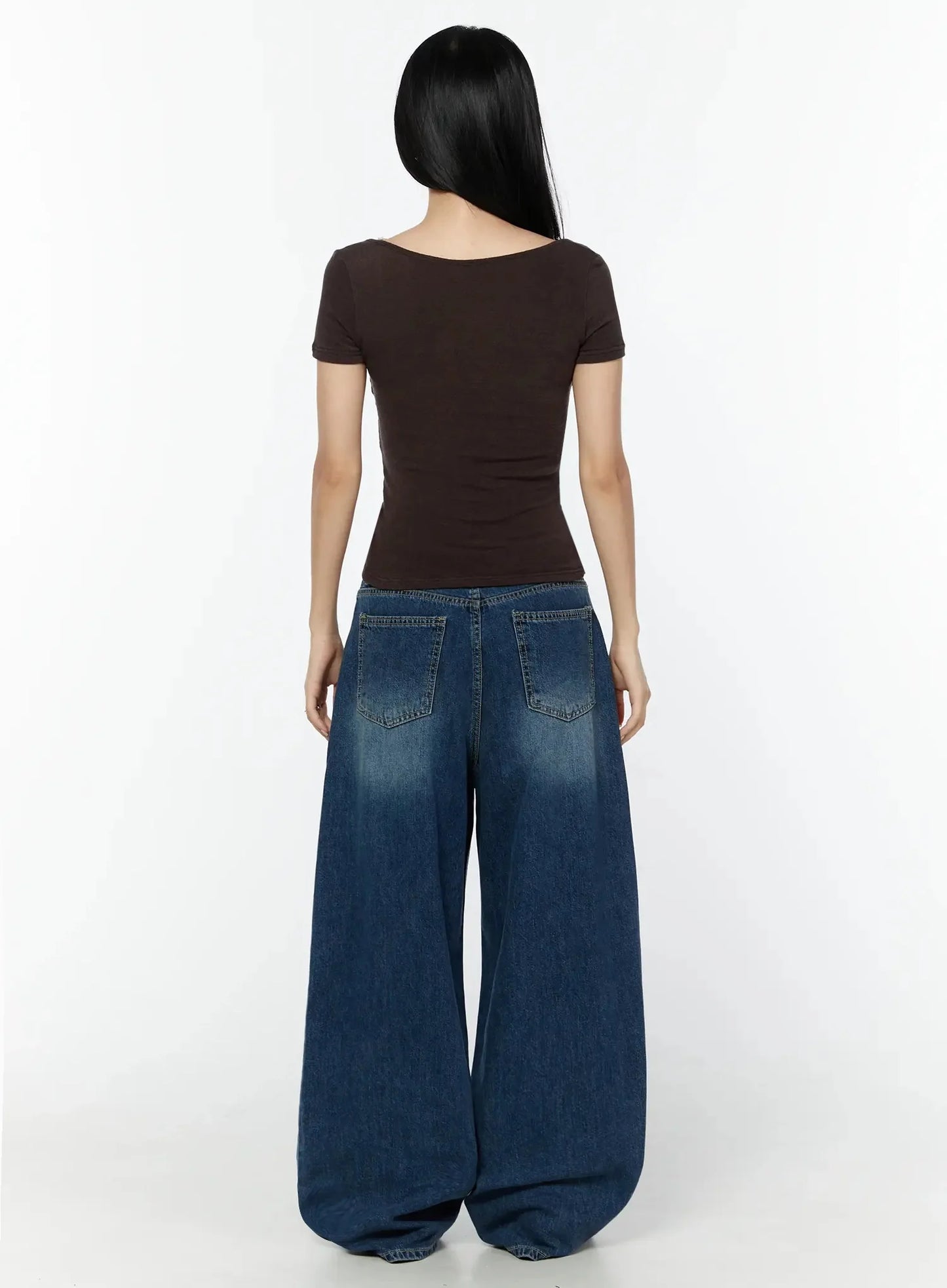 Amos Wide-Leg Washed Jeans IU522