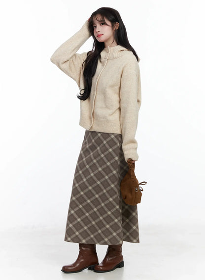 Buttoned Knit Hoodie IJ529