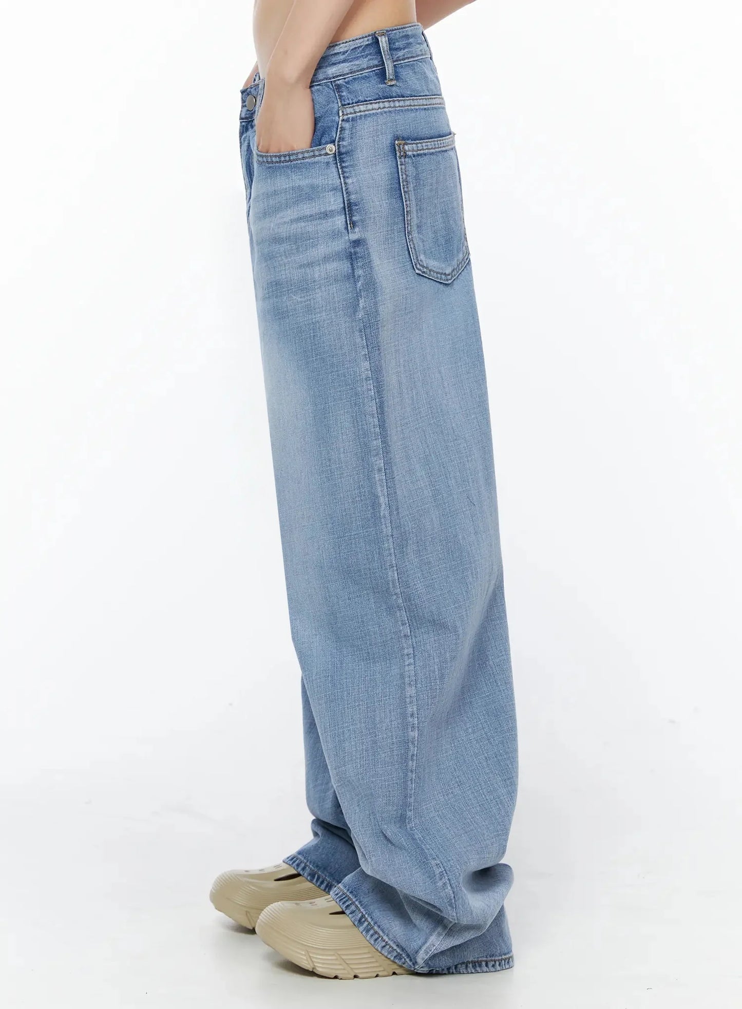 Alix Wide Leg Jeans IY525
