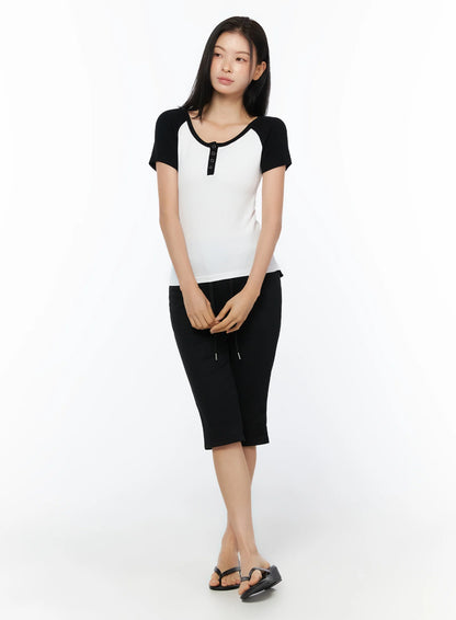 Capri Slit Pocket Pants IU516