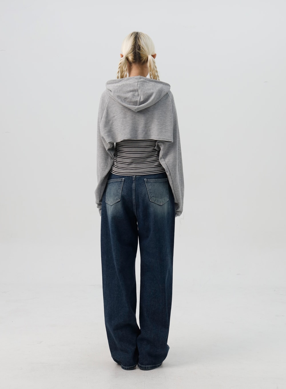 Bolero Style Cropped Hoodie IS311