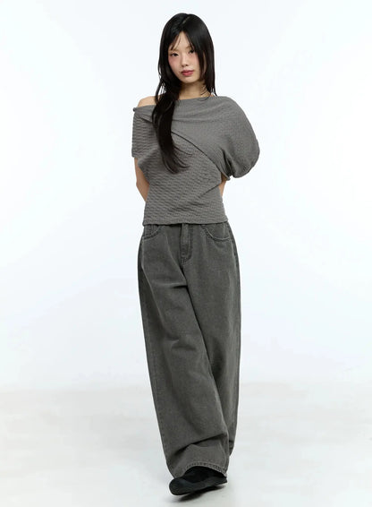 Asymmetric One-Shoulder Loose-Fit Top IU525