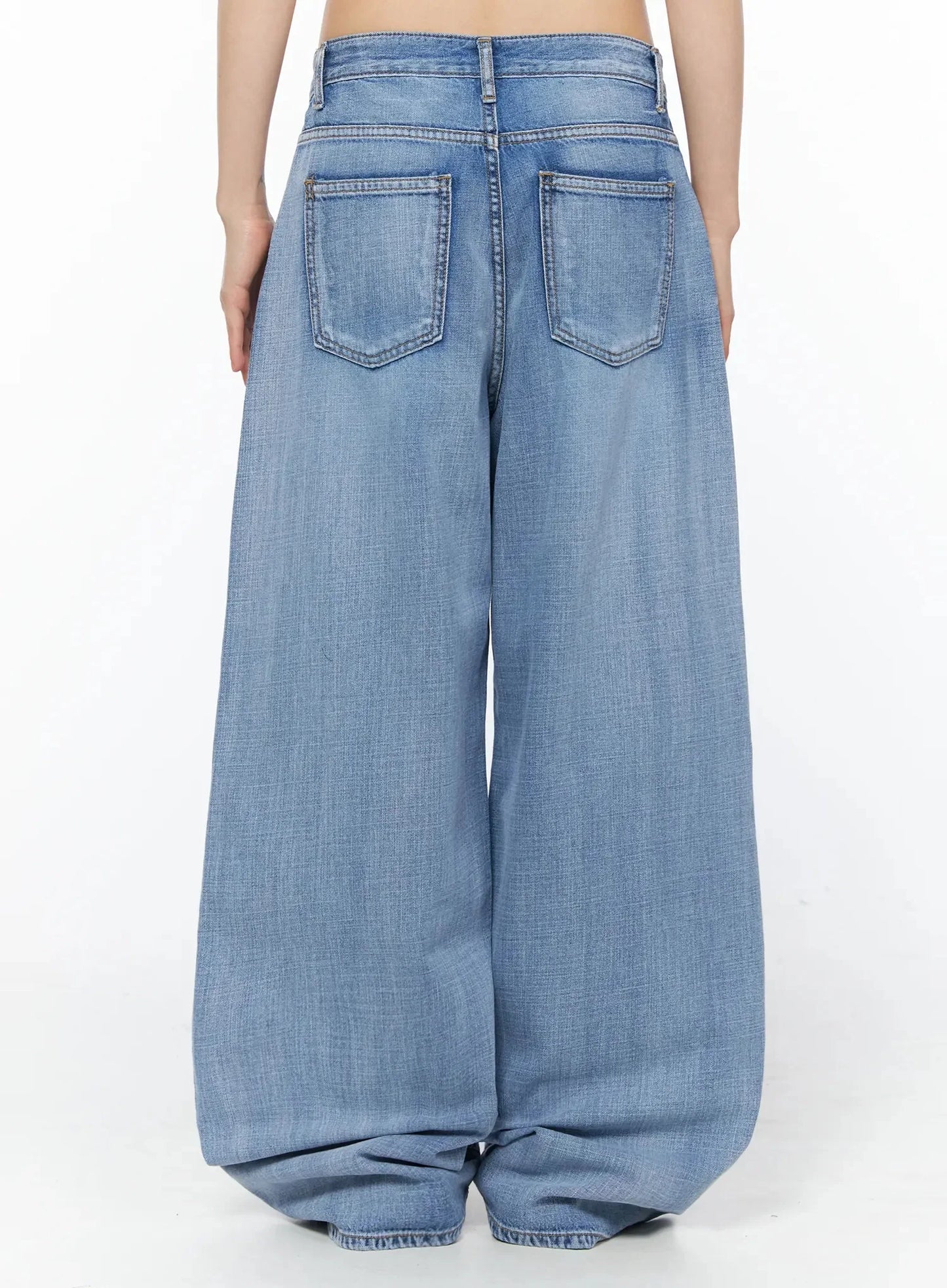Alix Wide Leg Jeans IY525