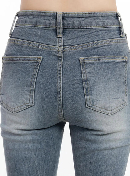 Chlo High-Rise Bootcut Jeans IM523