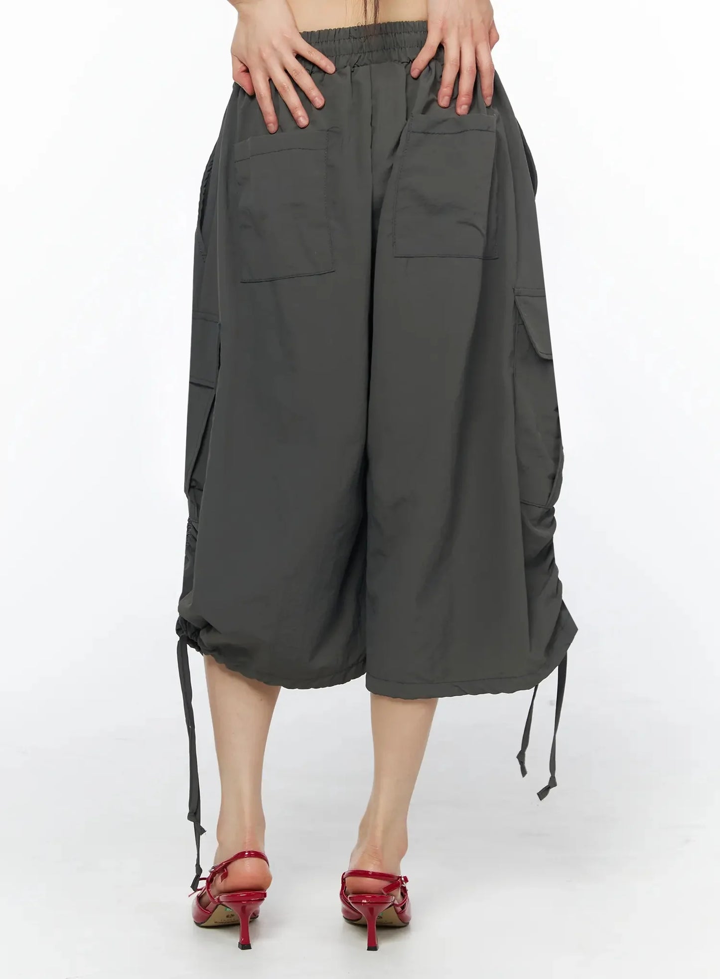 Adjustable Cargo Bermuda Pants IY526