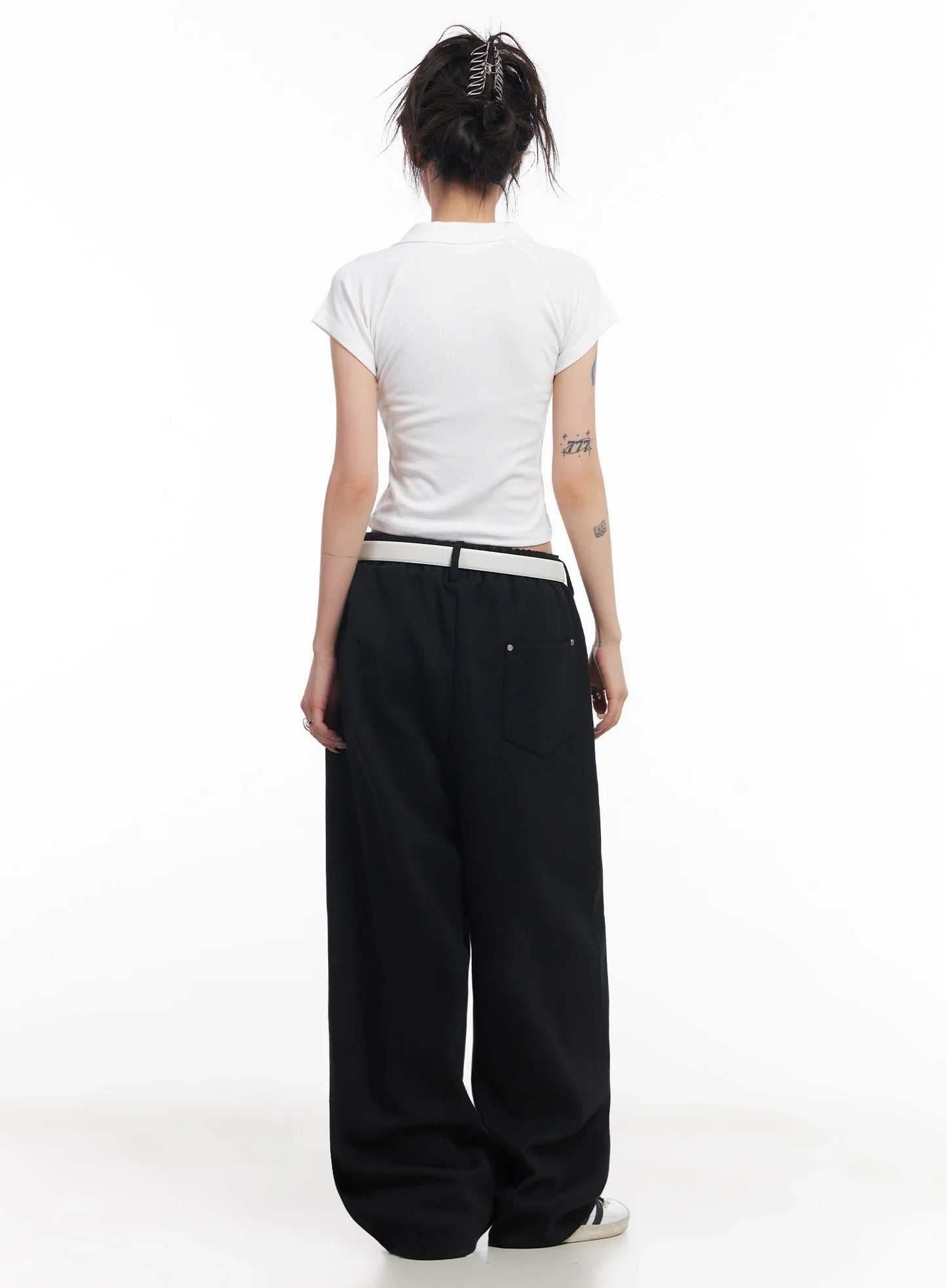 Chaeryeong Belted Wide-Leg Sweatpants IC503