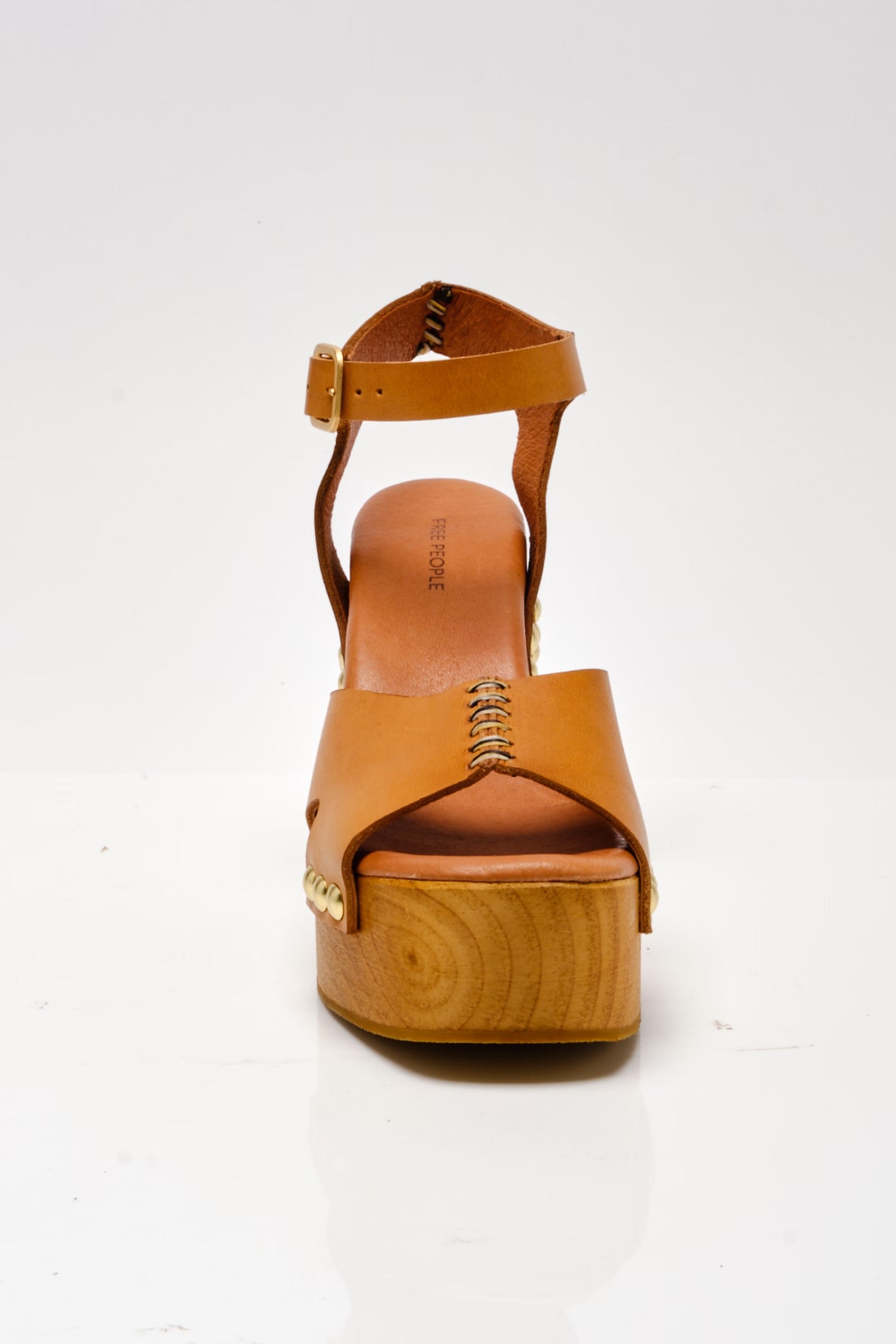 cecily clog