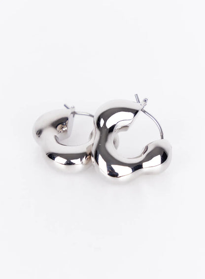 Chic Metallic Hoop Earrings IY520