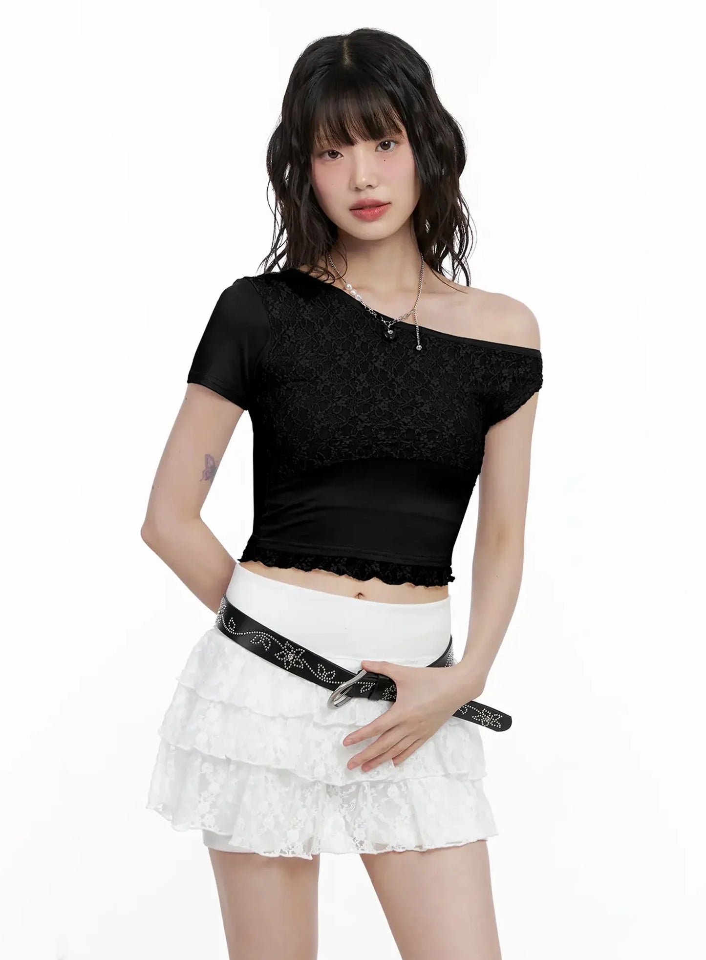 Asymmetric Off-Shoulder Lace-Trim Top IL531