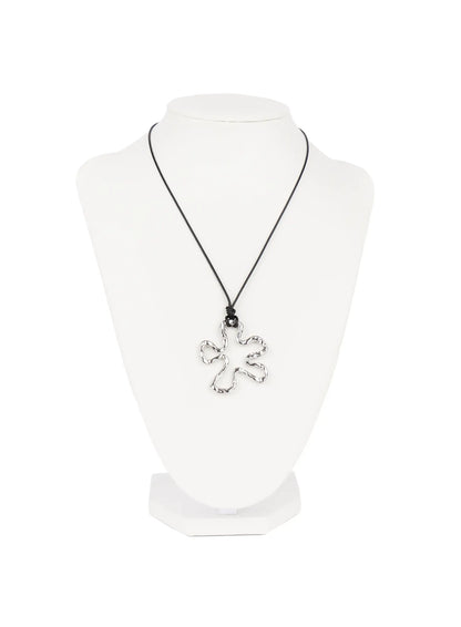 Bold Floral Pendant Necklace ID524