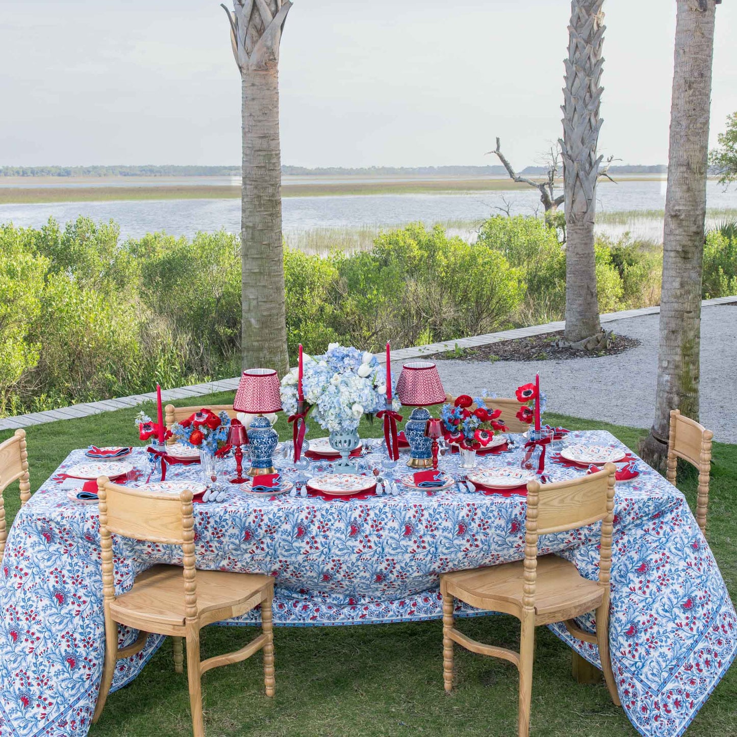 Blue & Red Floral Trellis Starter Plates (Set of 4)