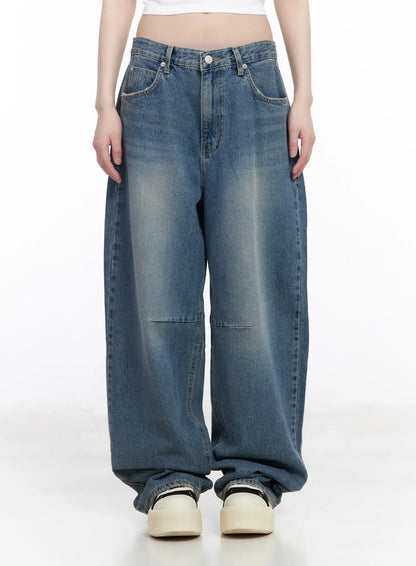 Ainslie Classic Wide-Fit Jeans CM526