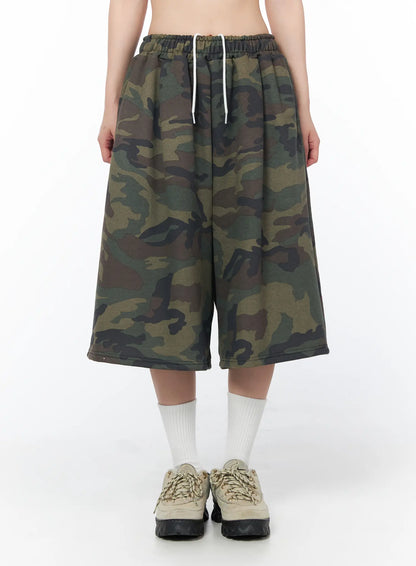 Camouflage Patterned Bermuda Shorts CY508