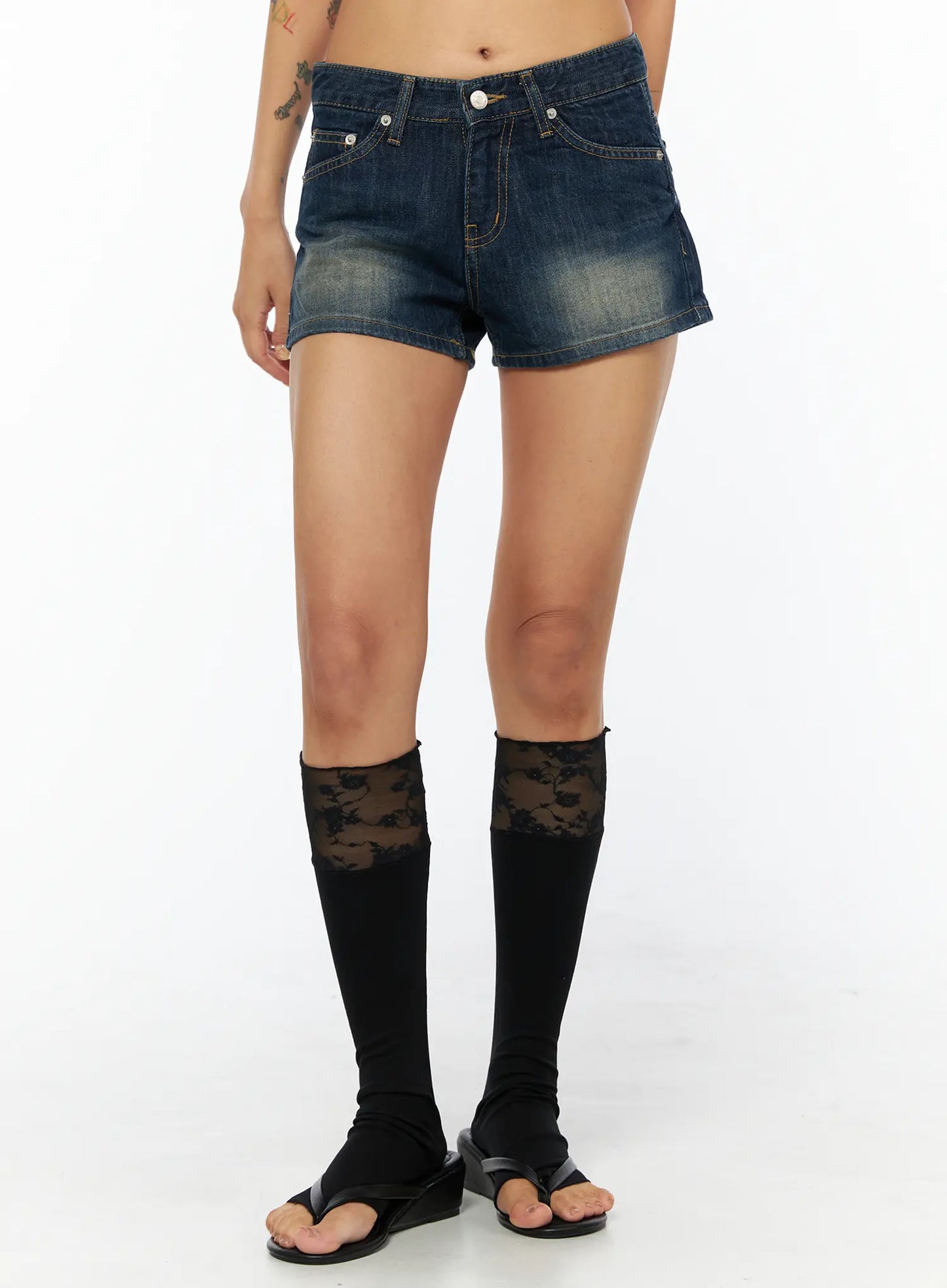 Classic Washed Denim Shorts CU517