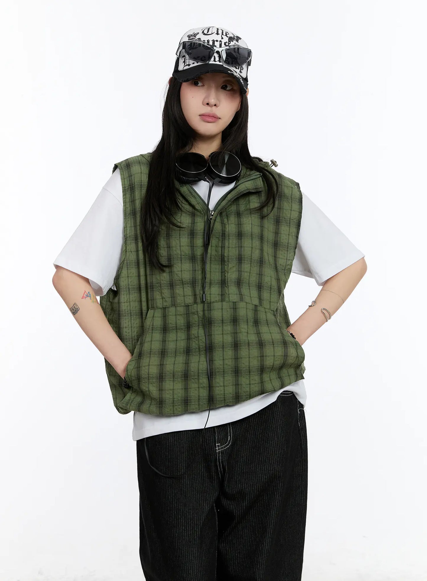 Checkered Hooded Vest CA506