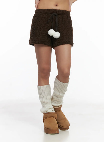 Cable Knit Pom-Pom Shorts CJ512