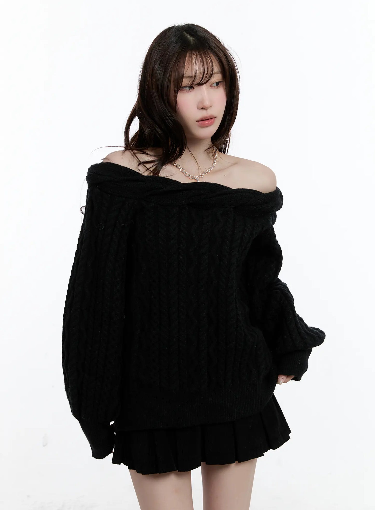 Cable Knit Off-Shoulder Sweater CN525