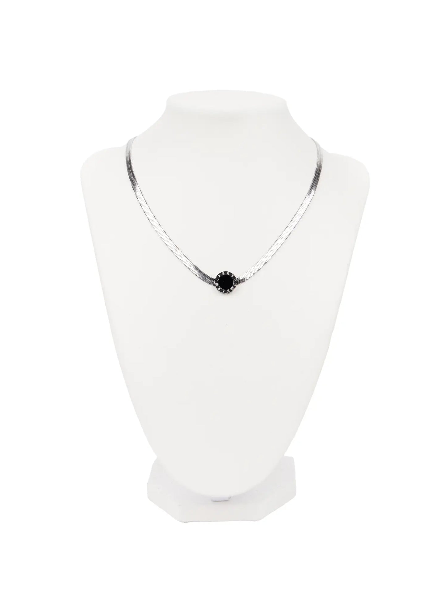 Black Pendant Necklace CA508