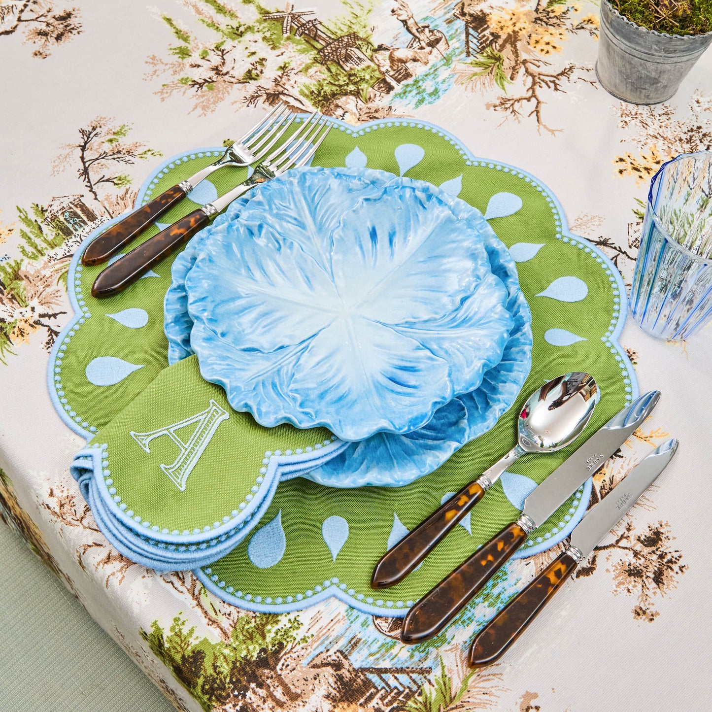 Serena Cabbage Dinner & Starter Plates (Set of 8)