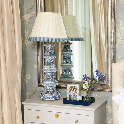 Chinoiserie Pagoda Lamp