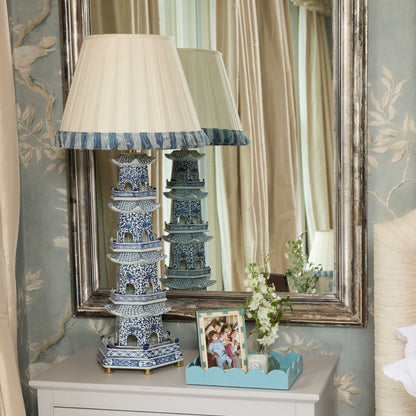 Chinoiserie Pagoda Lamp