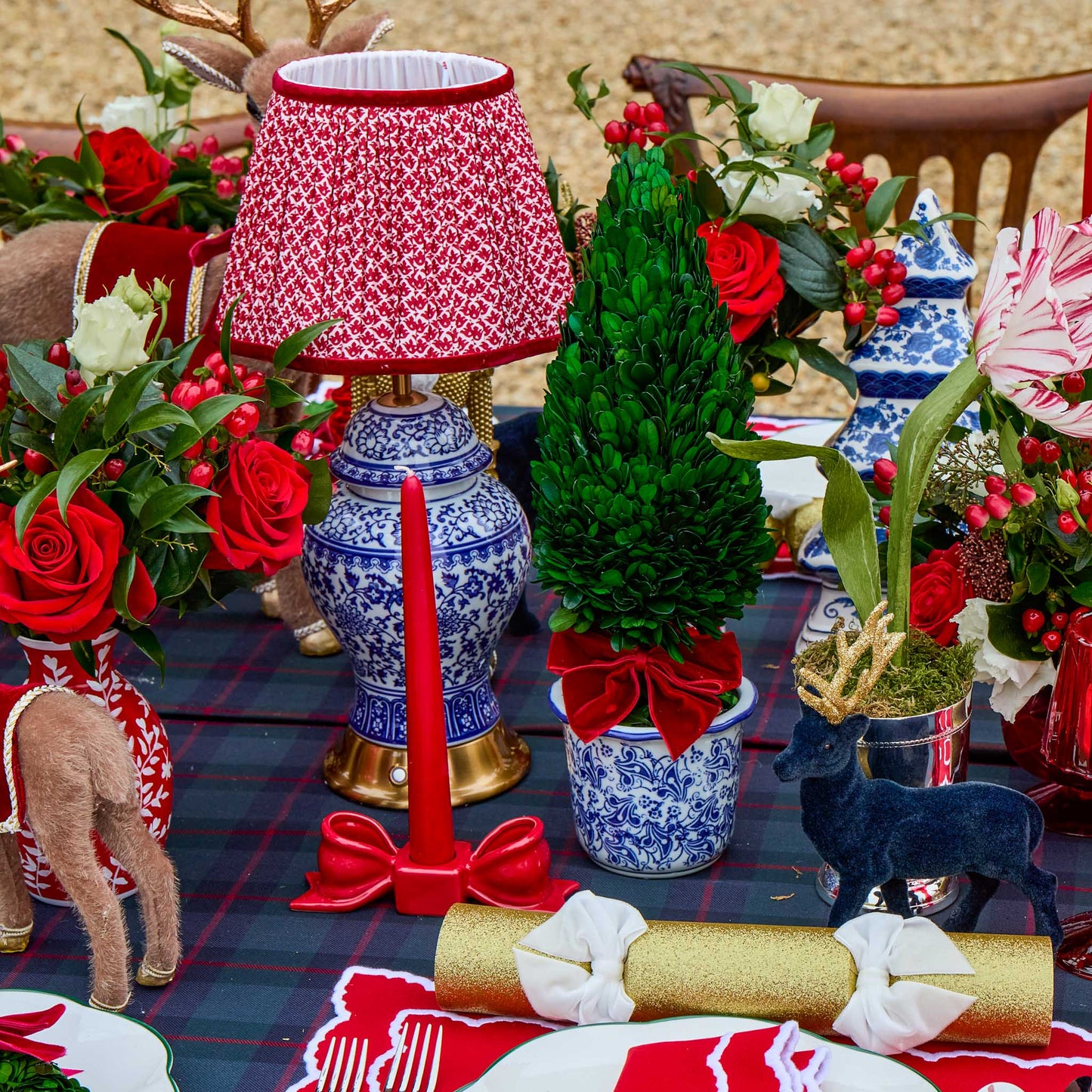 Red Lotus Lampshade (22cm)