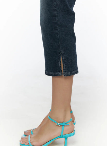 Axel Slit Capri Jeans CL510