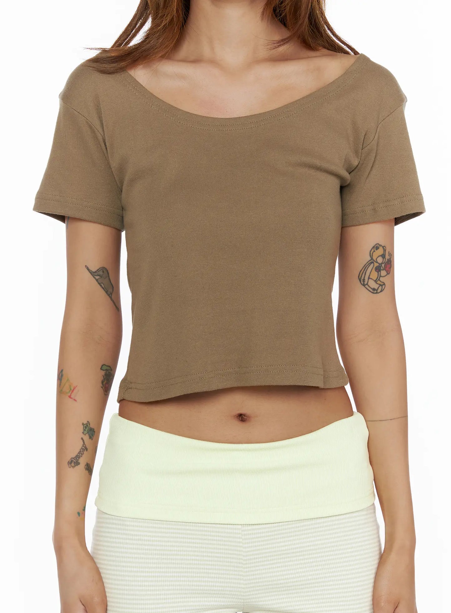 Basic Off-Shoulder Crop Tee CL503