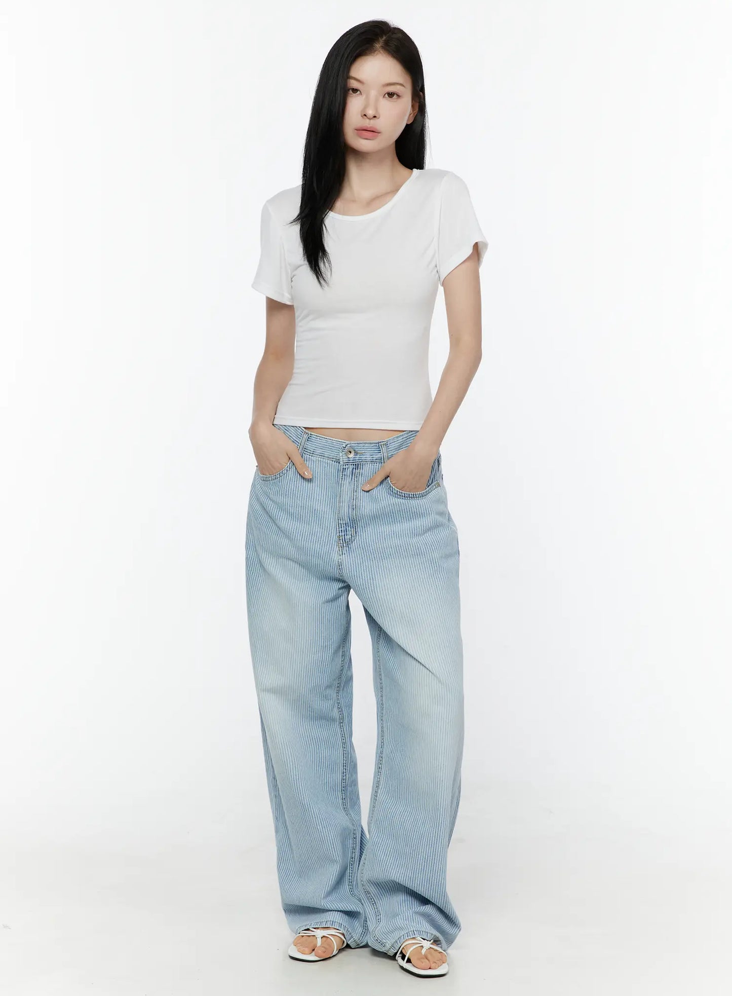 Basic Round Neck Tee IL506