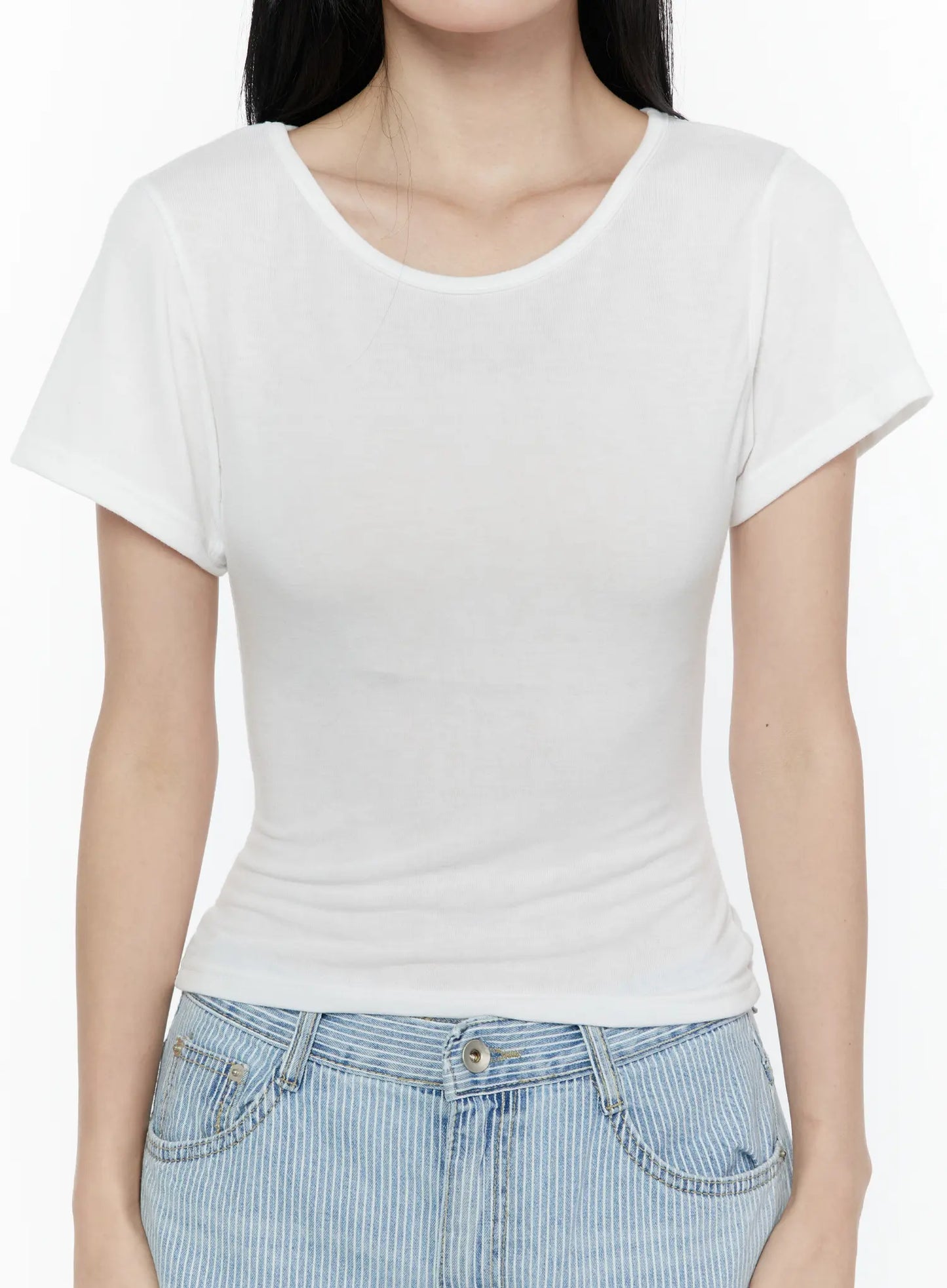 Basic Round Neck Tee IL506