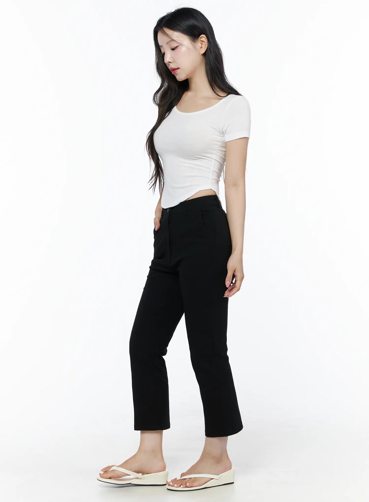 Basic U-Neck Tee IU525