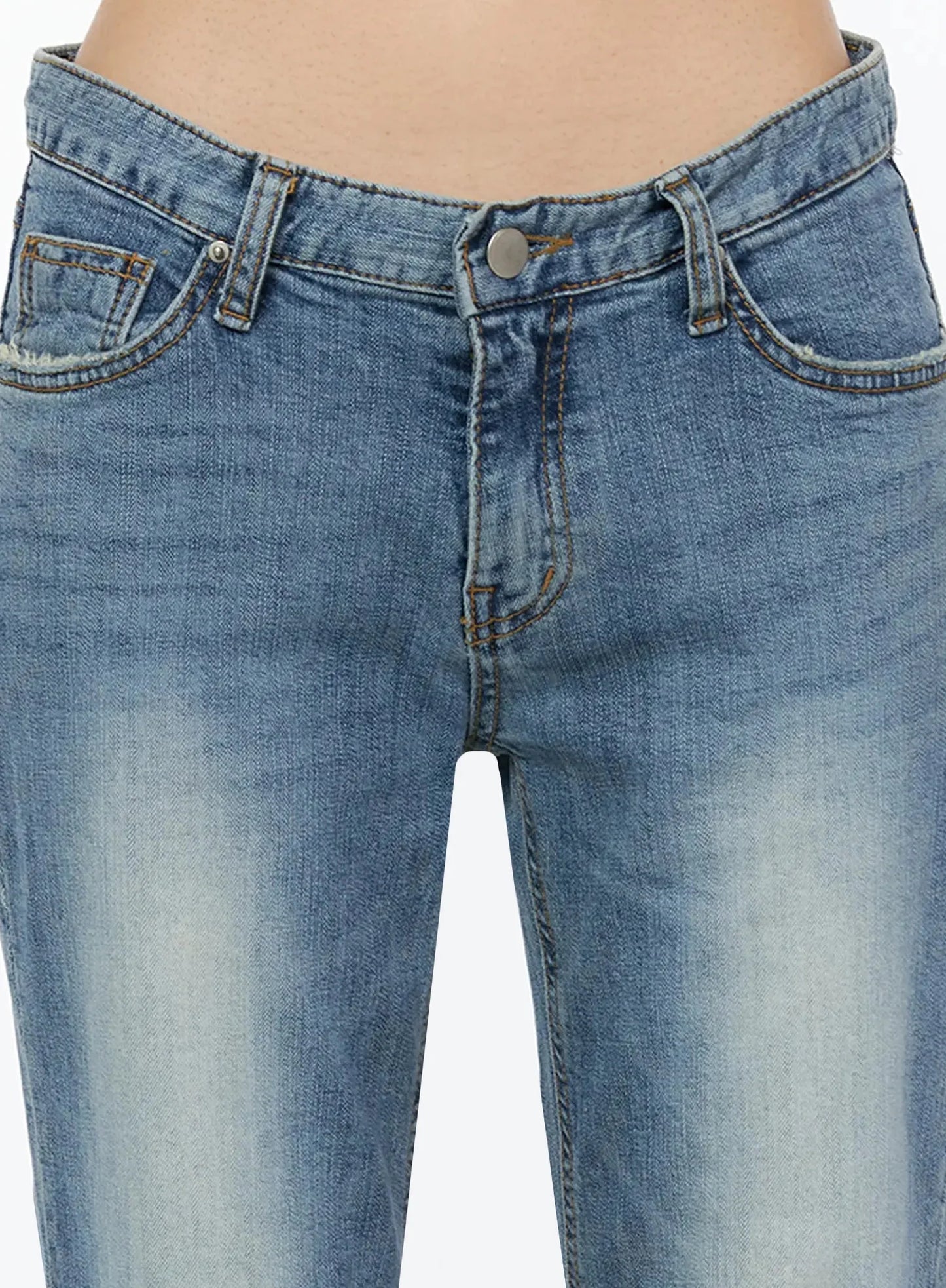 Bay Low Rise Bootcut Jeans IL509
