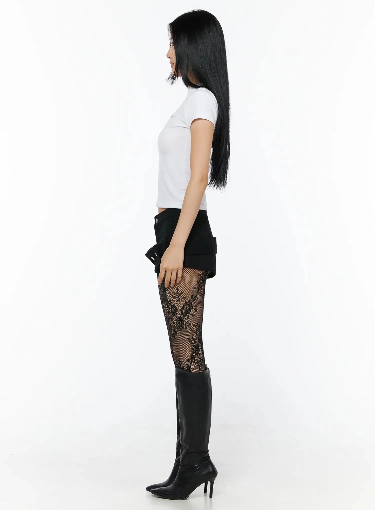 Belt Detail Micro Shorts IL509