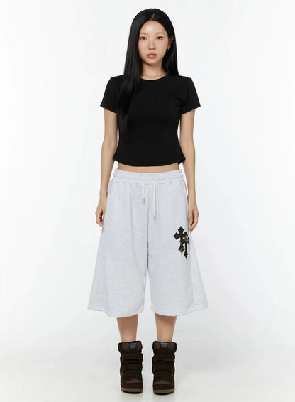 Camo Cross Patch Bermuda Shorts IU524