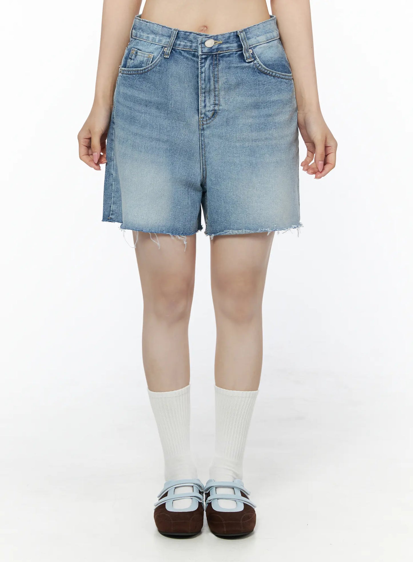 Classic Washed Jorts IU525