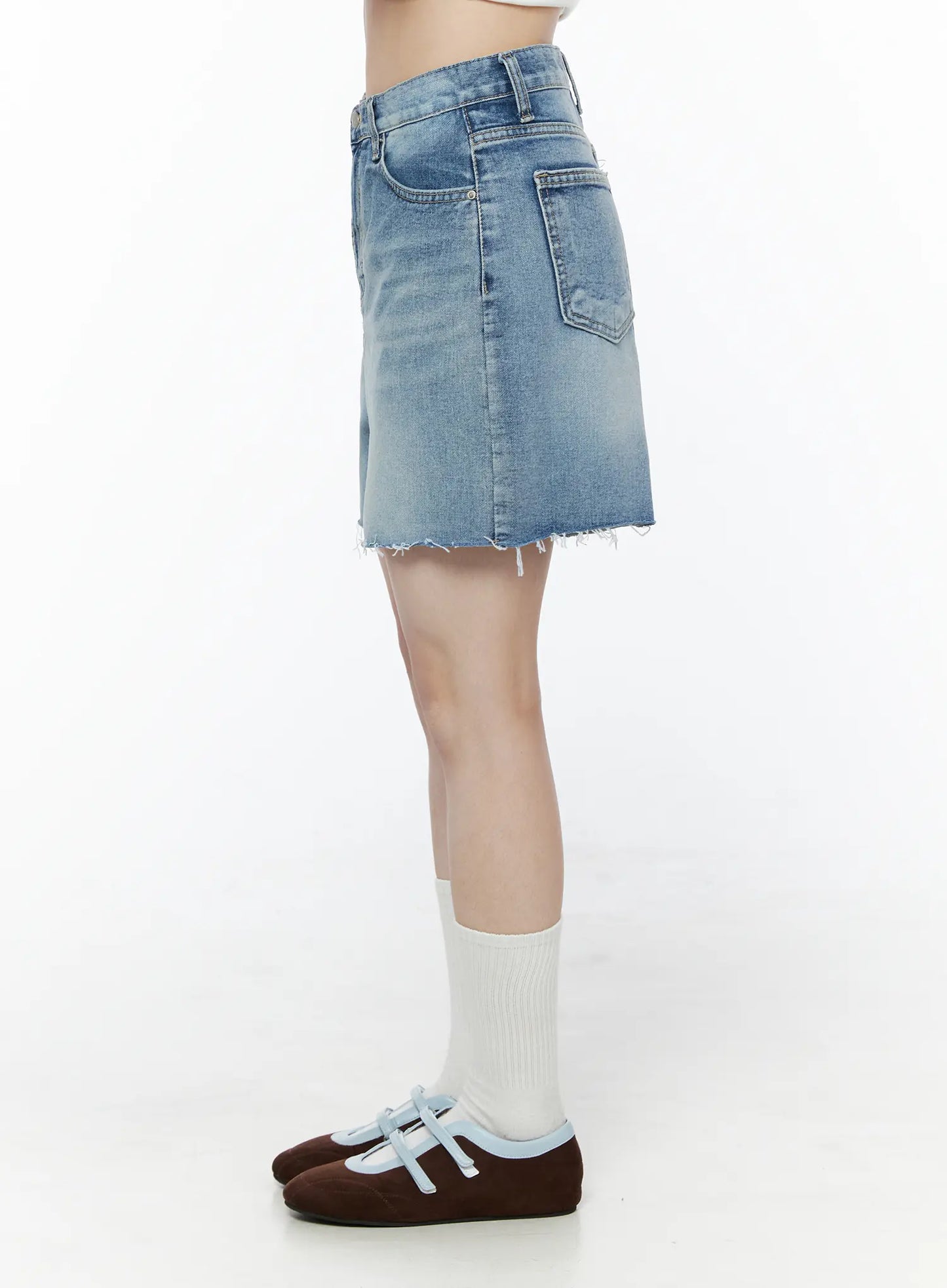 Classic Washed Jorts IU525