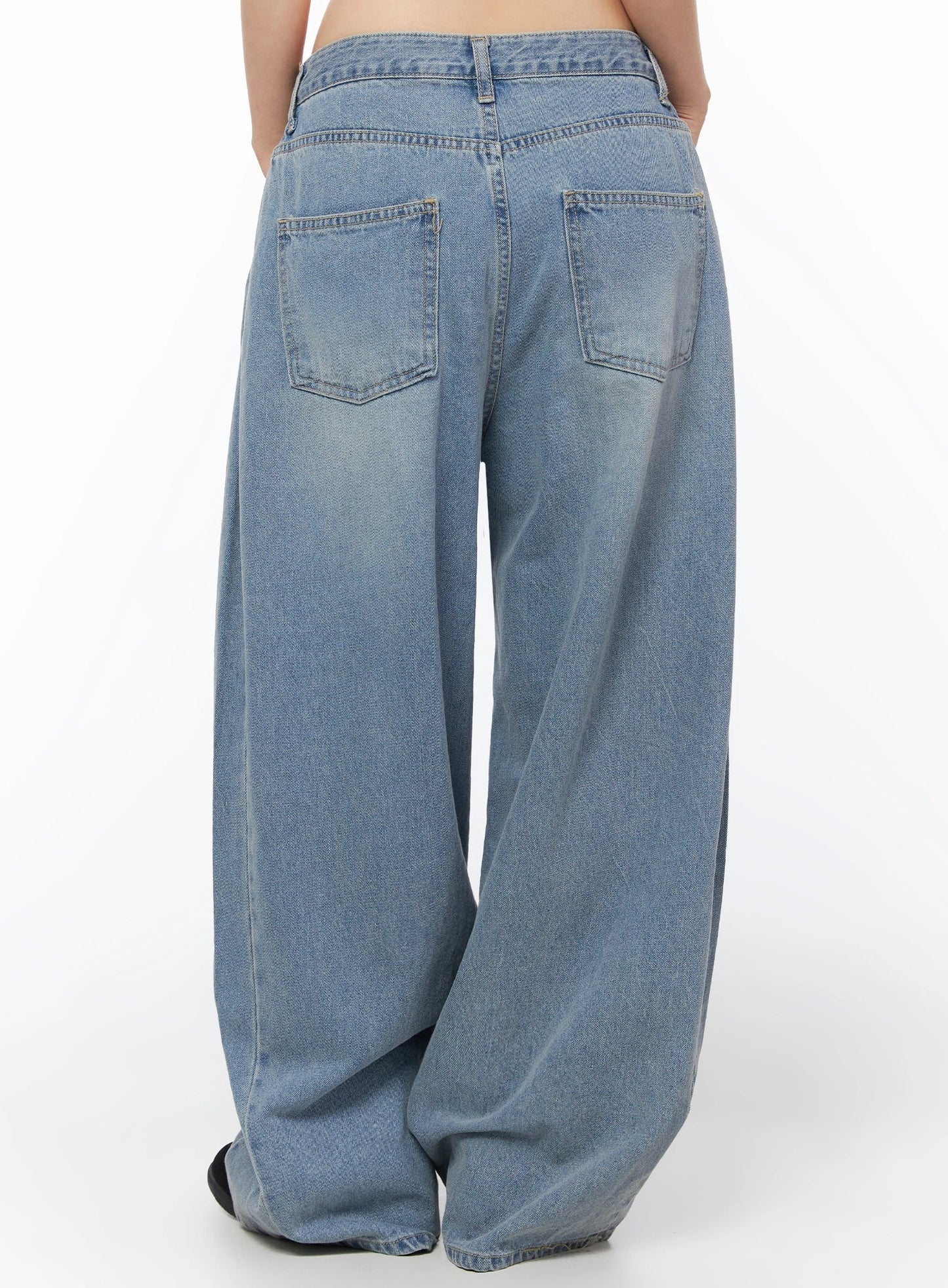 Coleen Side Pleat Baggy Jeans IL502